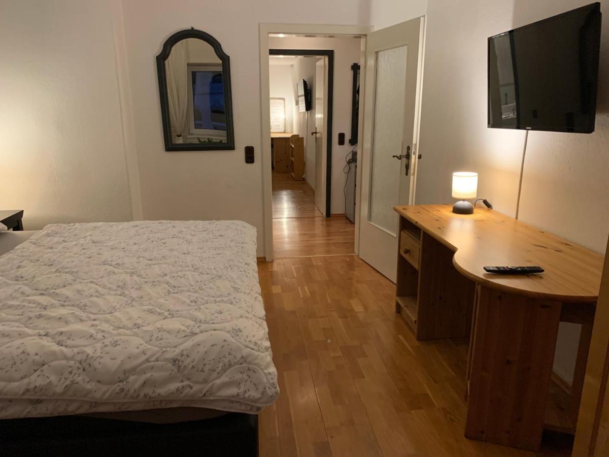 Sudstadt-Fewo Mit Grossem Balkon Nahe City Und Meer - Uber Den Dachern Von Whv Wilhelmshaven Esterno foto